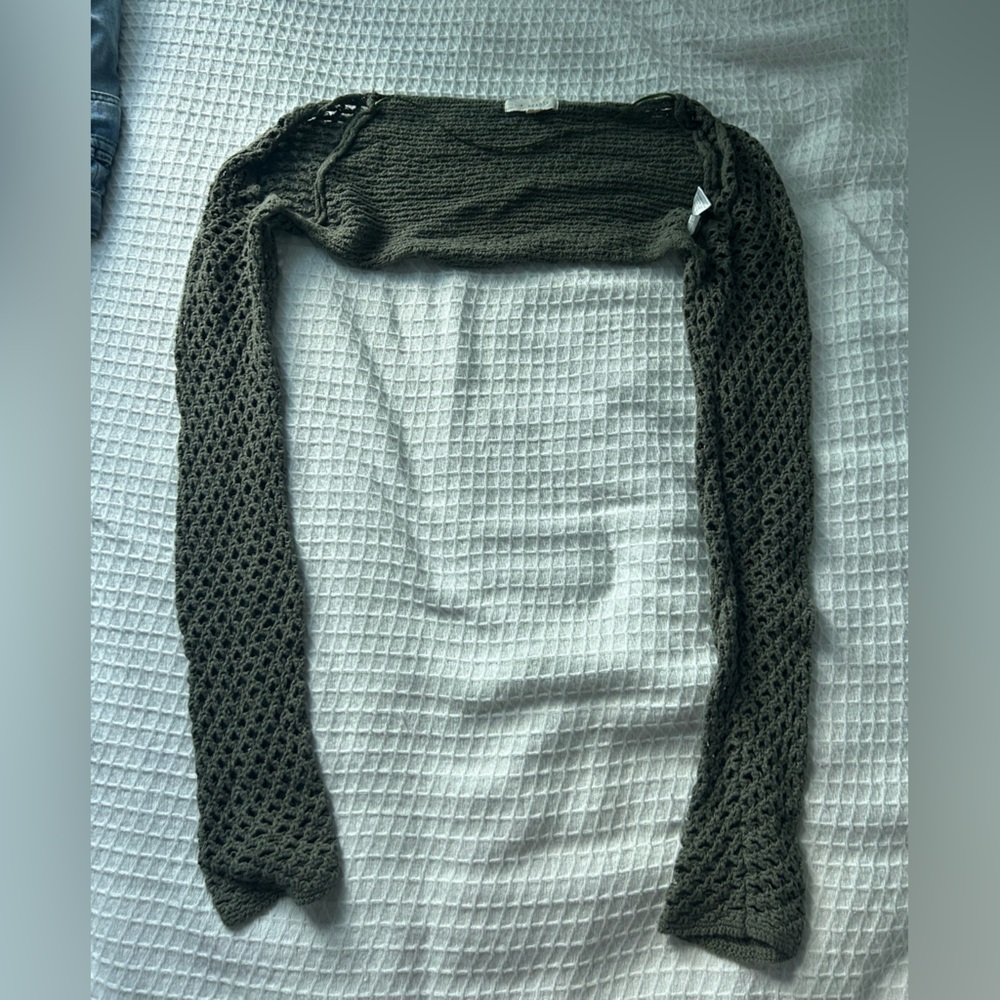 L.A. Hearts Knit Bolero in Olive Green